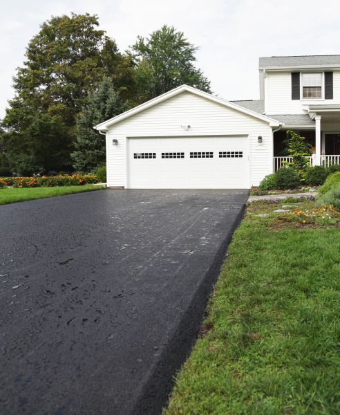 Cost of Blacktop Driveway Paving in Waxhaw